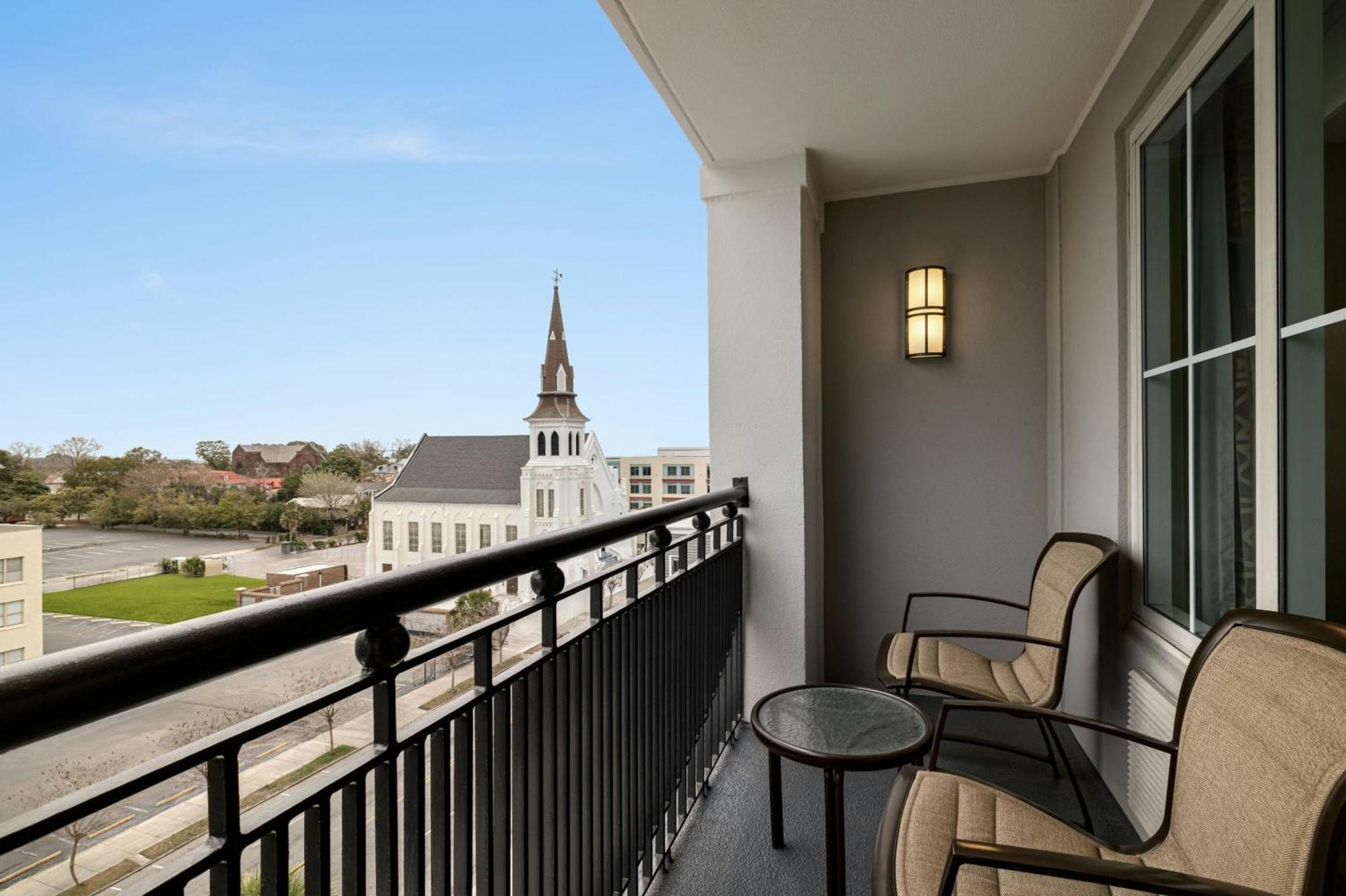 מלון Courtyard By Marriott Charleston Historic District מראה חיצוני תמונה