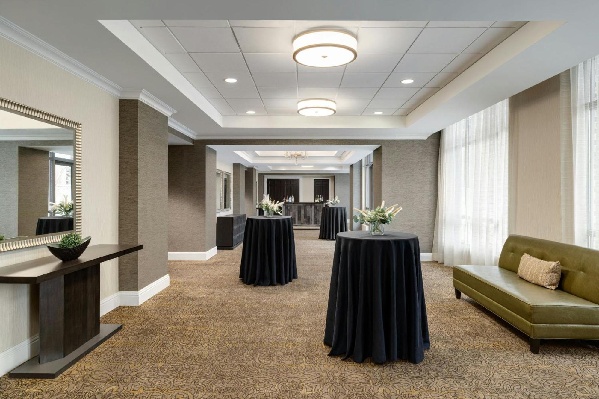 מלון Courtyard By Marriott Charleston Historic District מראה חיצוני תמונה
