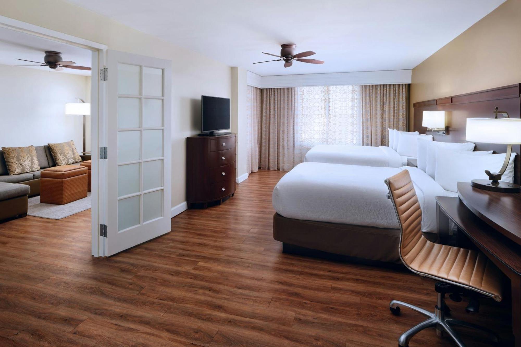 מלון Courtyard By Marriott Charleston Historic District מראה חיצוני תמונה