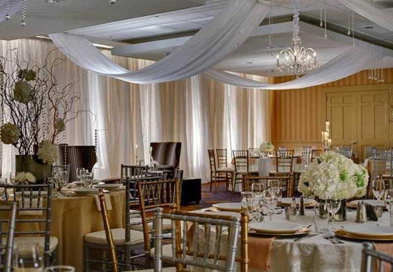 מלון Courtyard By Marriott Charleston Historic District מסעדה תמונה