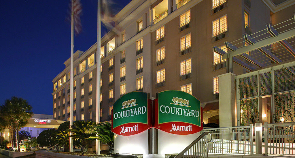 מלון Courtyard By Marriott Charleston Historic District מראה חיצוני תמונה